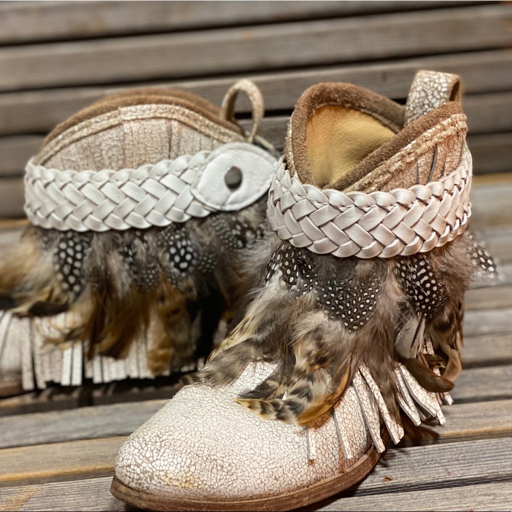 Boot Bands, Boot Toppers, Boot Jewelry, Feathers View 4
